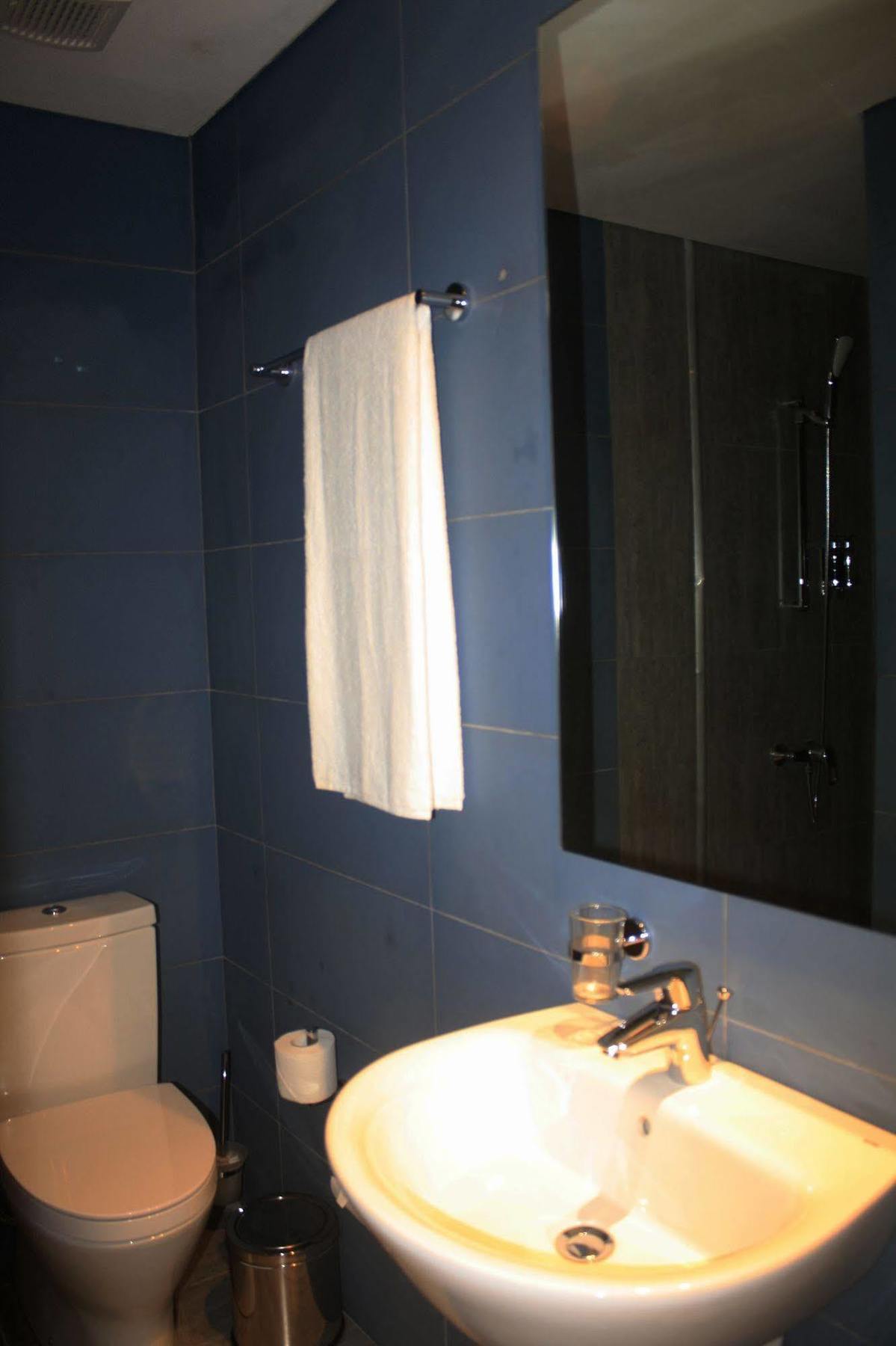 Urbano Hotel By Roots Wiaboman Εξωτερικό φωτογραφία